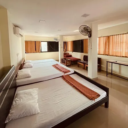 Omar Residency Villa Kochi Exterior photo
