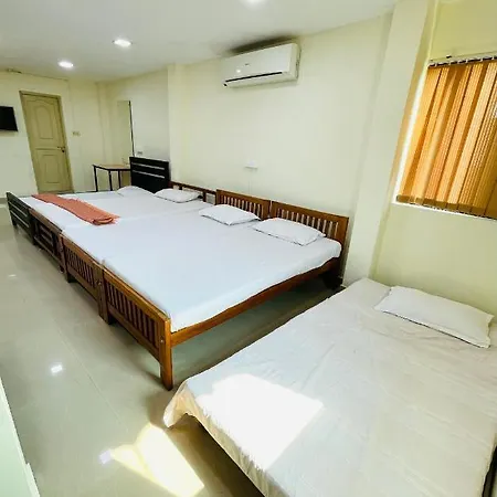 Omar Residency Villa Kochi Exterior photo