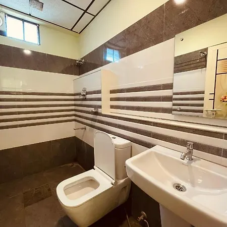 Omar Residency Villa Kochi Exterior photo