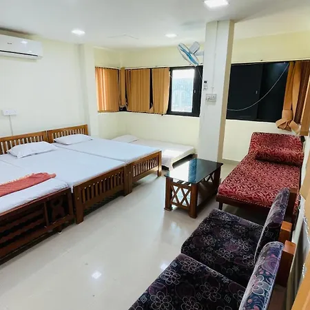 Omar Residency Villa Kochi Room photo