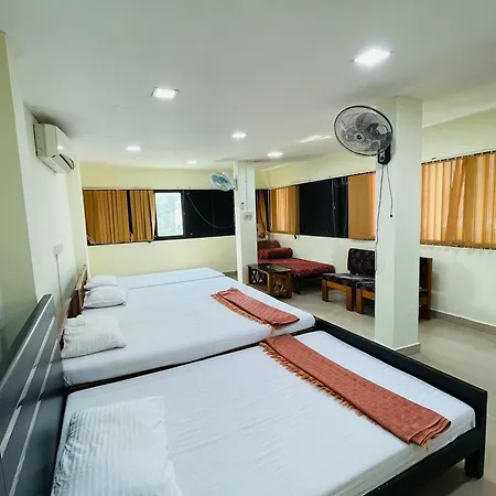 Omar Residency Villa Kochi Room photo