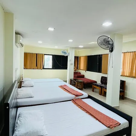 Omar Residency Villa Kochi Room photo