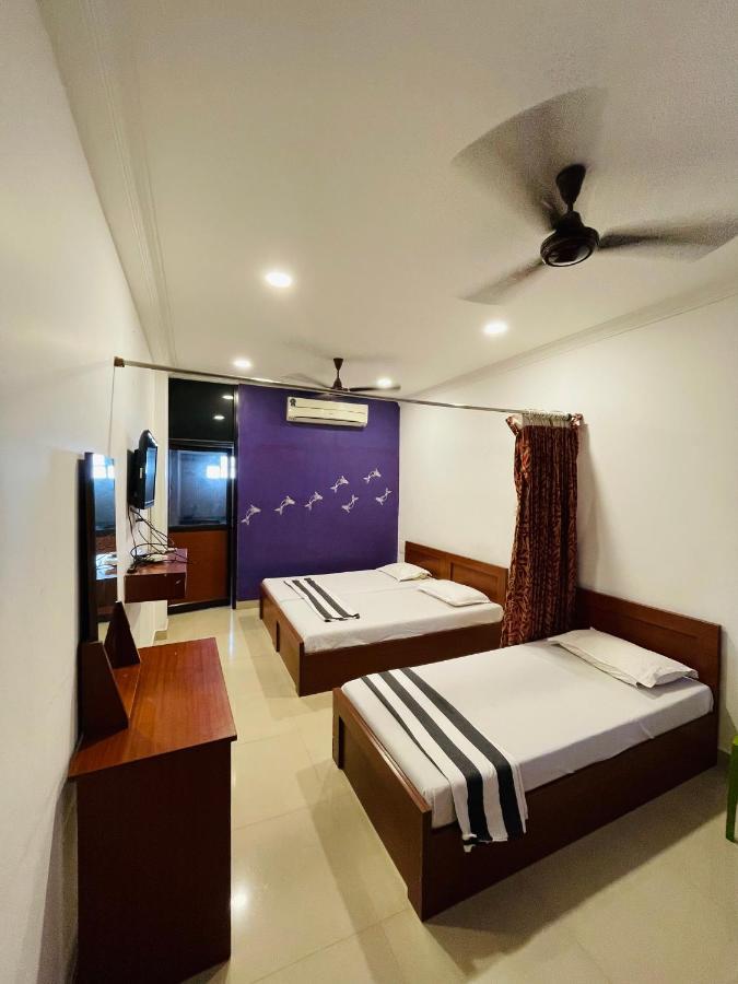 Omar Residency *
