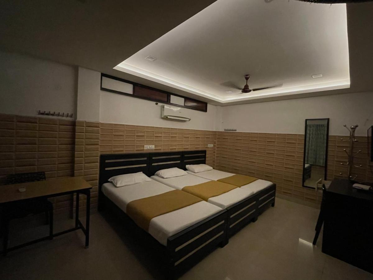 Omar Residency *