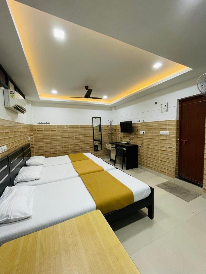 Omar Residency Lodge