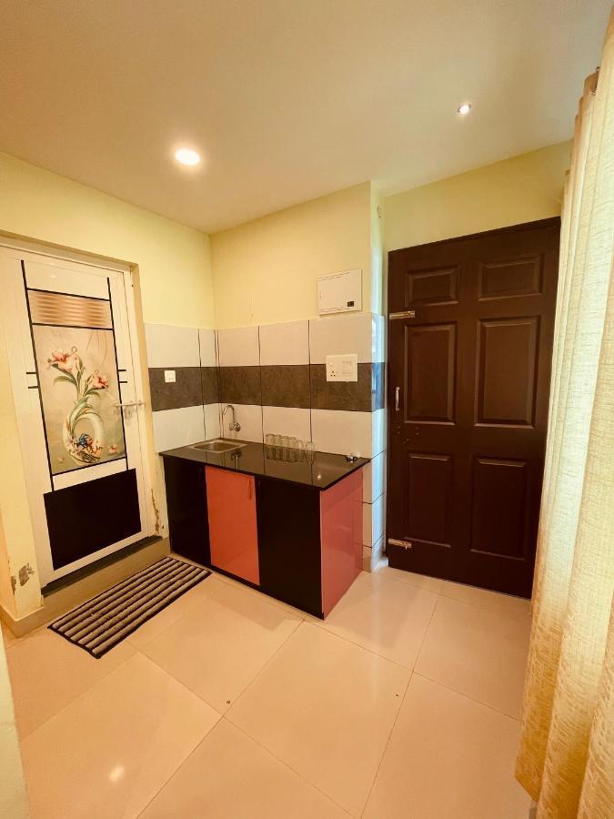 Omar Residency Lodge