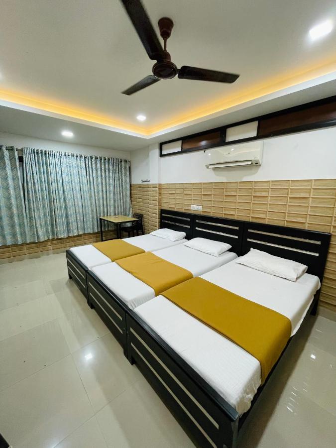 Omar Residency Lodge