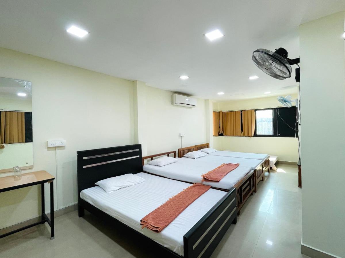 Lodge Omar Residency Kochi