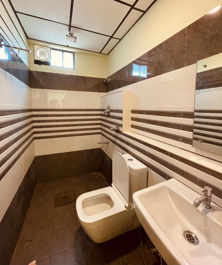 Omar Residency Lodge Kochi